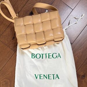 AUTHENTIC BOTTEGA Veneta Padded Cassette Crossbody Almond